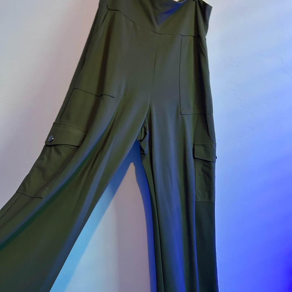 CAbi Olive Green Wide-Leg Cargo Pants